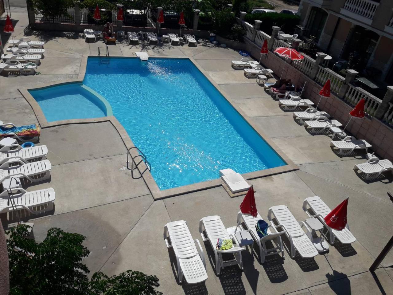 Hotel Black Sea - Breakfast, Pool & Free Parking Obzor Bagian luar foto